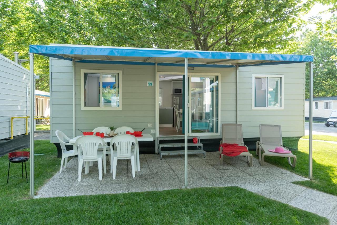 San Francesco Camping Village Десенцано дел Гарда Екстериор снимка