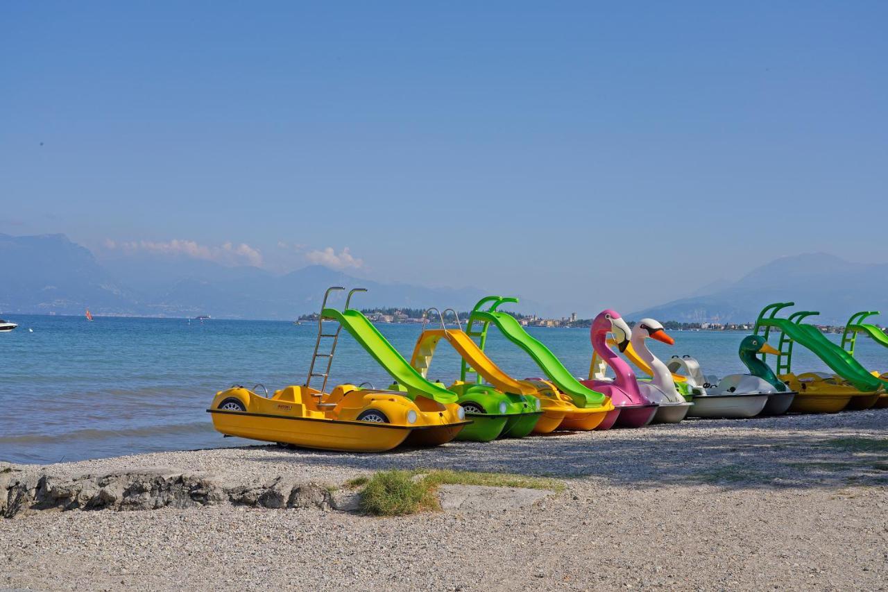 San Francesco Camping Village Десенцано дел Гарда Екстериор снимка